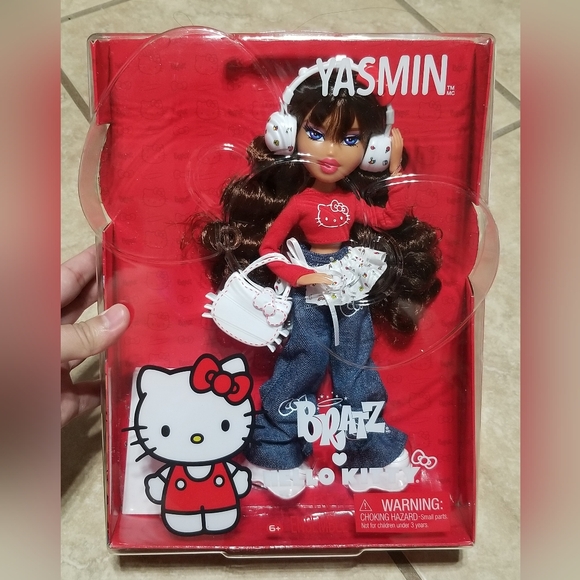 Bratz x Hello Kitty (Yasmin, Jade, & Cloe) Full Set Of 3 Dolls - Picture 3 of 5